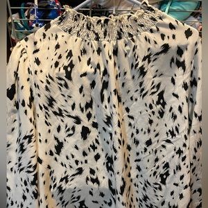 Long sleeve mock neck shirt